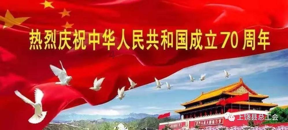 小萌妹的甜美装扮